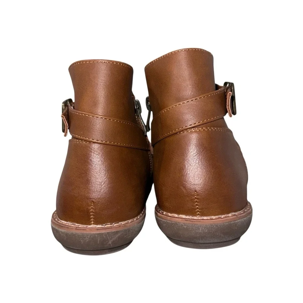 VEPOSE Brown Women's Ankle Boot With‎ Buckle Rubber Outsole 7.5